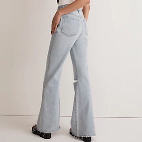 “NEW” Madewell Baggy Flare Jean *Knee Slit Edition - Picture 3 of 9